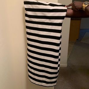 Large black and white strapless